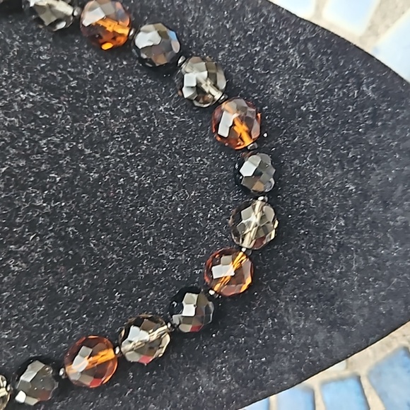 Vintage Brown Gray Black Faceted Glass Beaded Necklace - Picture 2 of 4